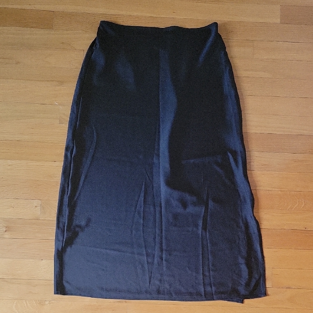 Old Navy - Comfortable Black Skirt
